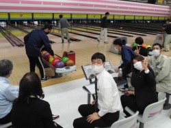 ボーリング大会の写真